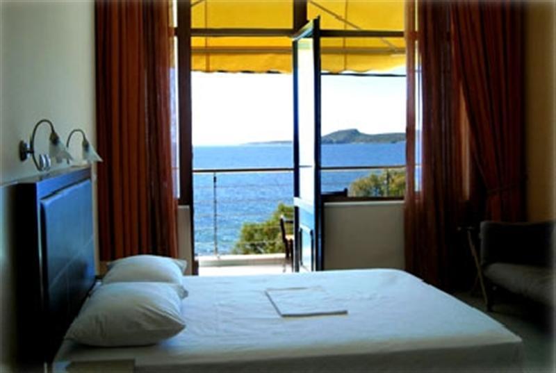 Entheon Rooms Marathopoli Ruang foto
